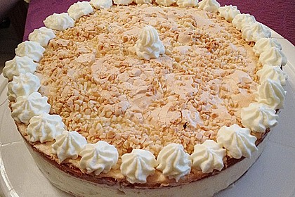 Schneemousse-Erdbeertorte 42