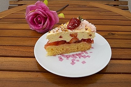 Schneemousse-Erdbeertorte 22