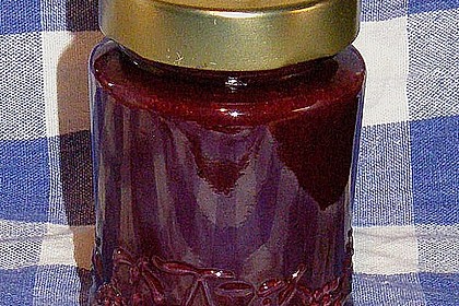 Sauerkirsch - Marzipan Konfitüre mit dunkler Schokolade 3