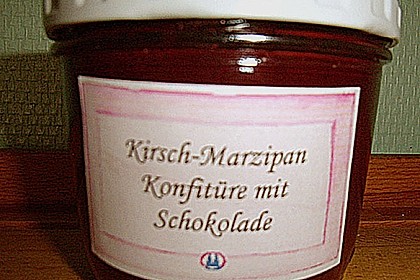 Sauerkirsch - Marzipan Konfitüre mit dunkler Schokolade 5