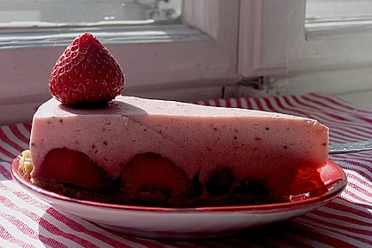 Erdbeer - Buttermilch - Torte 1