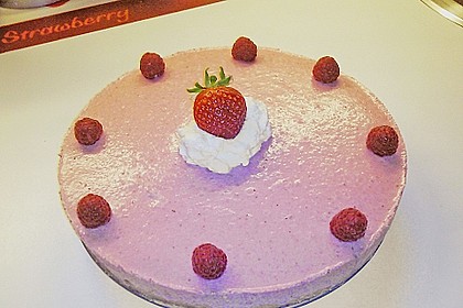 Erdbeer - Buttermilch - Torte 2