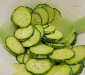 Gurkensalat (Bild)