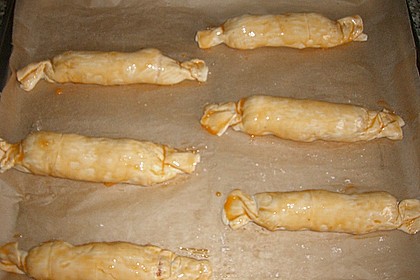 Frischk&auml;se - Hackfleisch - R&ouml;llchen in Bl&auml;tterteig 2