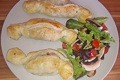 Frischk&auml;se - Hackfleisch - R&ouml;llchen in Bl&auml;tterteig 4