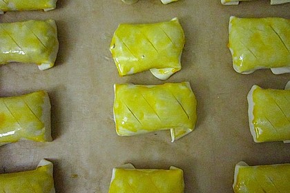 Frischk&auml;se - Hackfleisch - R&ouml;llchen in Bl&auml;tterteig 11
