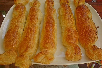 Frischk&auml;se - Hackfleisch - R&ouml;llchen in Bl&auml;tterteig 16