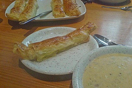 Frischk&auml;se - Hackfleisch - R&ouml;llchen in Bl&auml;tterteig 17