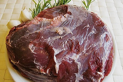 Damhirschbraten in der Salzkruste