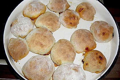 Weiche Brötchen gefüllt mit Hackfleisch 53