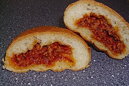 Weiche Brötchen gefüllt mit Hackfleisch 4