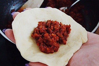 Weiche Brötchen gefüllt mit Hackfleisch 31