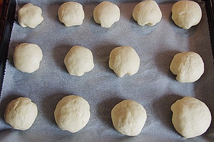 Weiche Brötchen gefüllt mit Hackfleisch 50