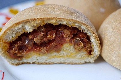Weiche Brötchen gefüllt mit Hackfleisch 11