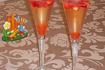 Zitronen - Sekt - Cocktail mit Erdbeeren 1