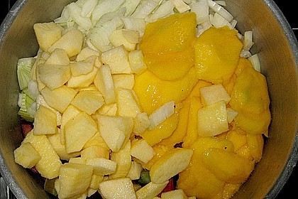 H&auml;hnchenbrust mit Rhabarberchutney und Mandelreis 1