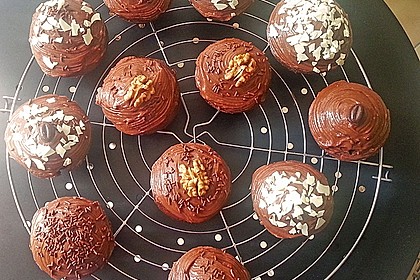 Schoko - Jumbo - Muffins 10