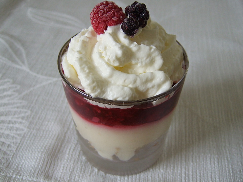 Beeren - Trifle (Rezept mit Bild) von kerwes71 | Chefkoch.de