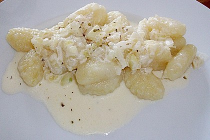 Gnocchi mit Knoblauch - Sahne - Sauce