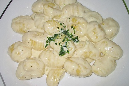 Gnocchi mit Knoblauch - Sahne - Sauce 2