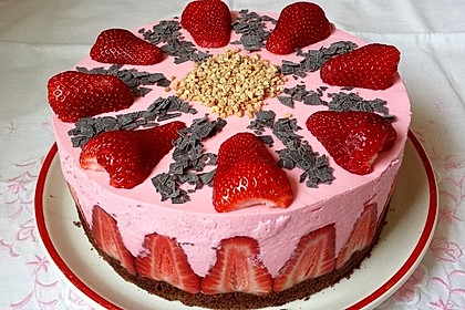 Erdbeer - Joghurt - Sahne - Torte 1