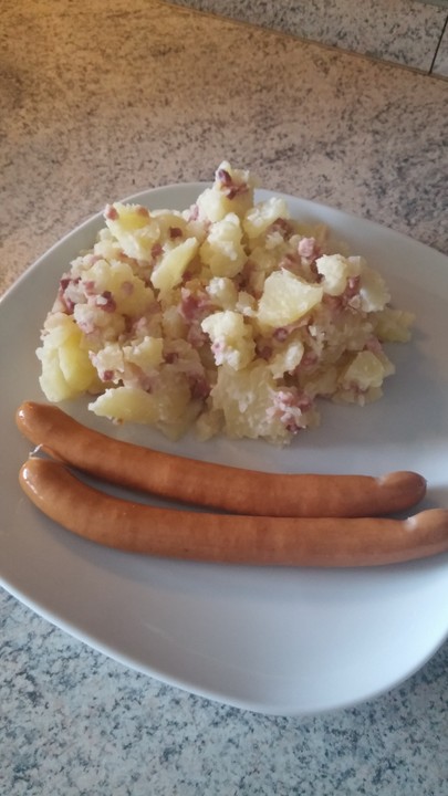 Warmer Kartoffelsalat mit Speck und Zwiebeln (Rezept mit Bild ...