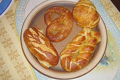 Brezen 28