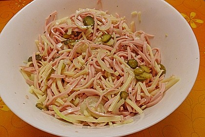 Schweizer Wurstsalat 2