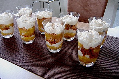 Geschichtete Apfel - Marzipan - Creme 13