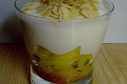 Geschichtete Apfel - Marzipan - Creme 16