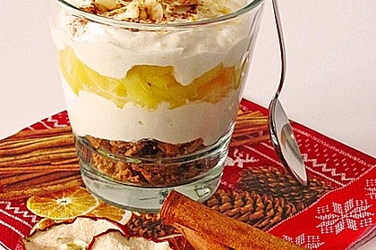 Geschichtete Apfel - Marzipan - Creme