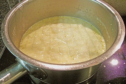 Schellfisch in Lachsfarce mit Wirsingmantel an Linsen und Pilzen in einer Sahnesauce 9