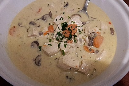Scharfe Hühnersuppe in Kokosmilch 3