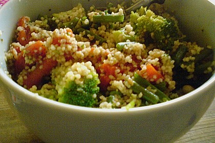 Couscous - Gem&uuml;se - Pfanne mit Rosinen