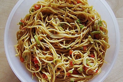 Asiatischer Spaghettisalat 8