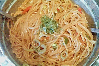Asiatischer Spaghettisalat 11