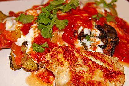Mediterranes gebackenes Gemüse mit Joghurt - Tomatensauce 8
