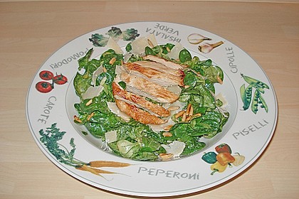 Caesar Salat mit Putenstreifen und Riesengarnelen