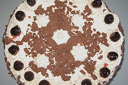 Schwarzwälder - Kirsch - Torte 82