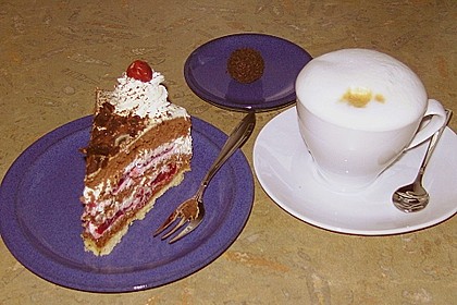 Schwarzwälder - Kirsch - Torte 50