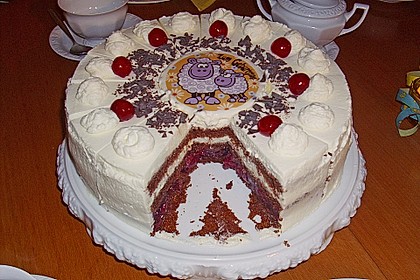 Schwarzwälder - Kirsch - Torte 12