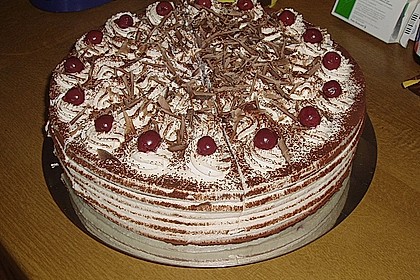 Schwarzwälder - Kirsch - Torte 6