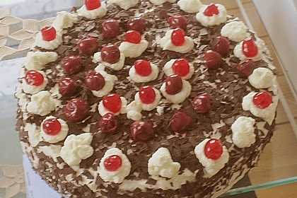 Schwarzwälder - Kirsch - Torte 121