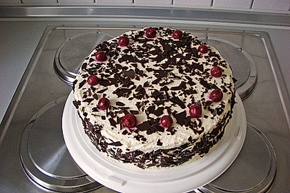 Schwarzwälder - Kirsch - Torte 51