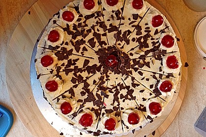 Schwarzwälder - Kirsch - Torte 22