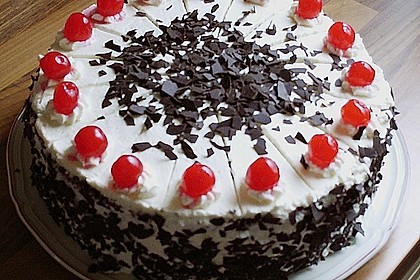 Schwarzwälder - Kirsch - Torte 9