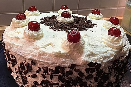 Schwarzwälder - Kirsch - Torte 54