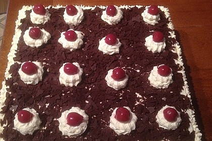Schwarzwälder - Kirsch - Torte 105