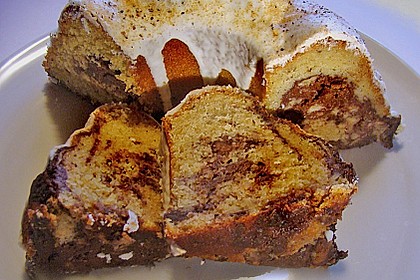 Quark - Bananen - Marmor - Gugelhupf 11
