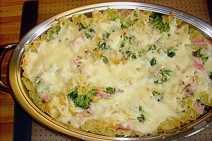 Brokkoli-Nudelauflauf 22